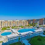 Premier Luxury Apartament *