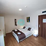 Premier Luxury شقة *