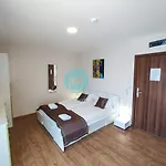 Premier Luxury *