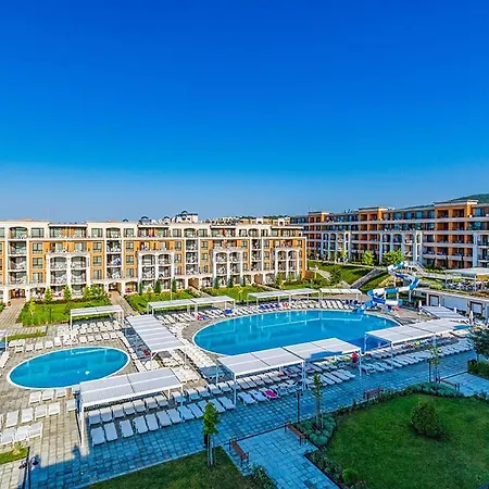 Premier Luxury Apartamento *