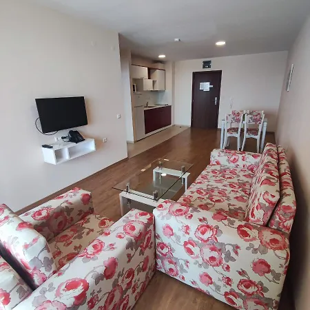 Premier Fort Beach Luxury *