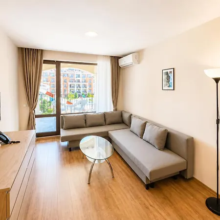 Premier Luxury 아파트